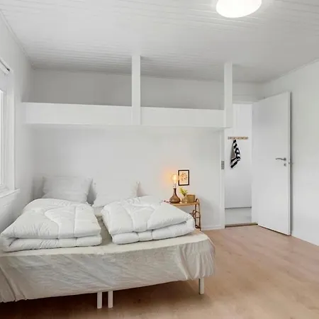 Hyggeligt Pa Naturskonne Kegnaes Apartment